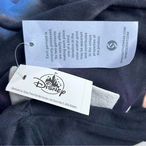 Disney Parks Hocus Pocus Sanderson Sisters “Tonight We Fly” Spirit Jersey M NWT - Picture 14 of 15